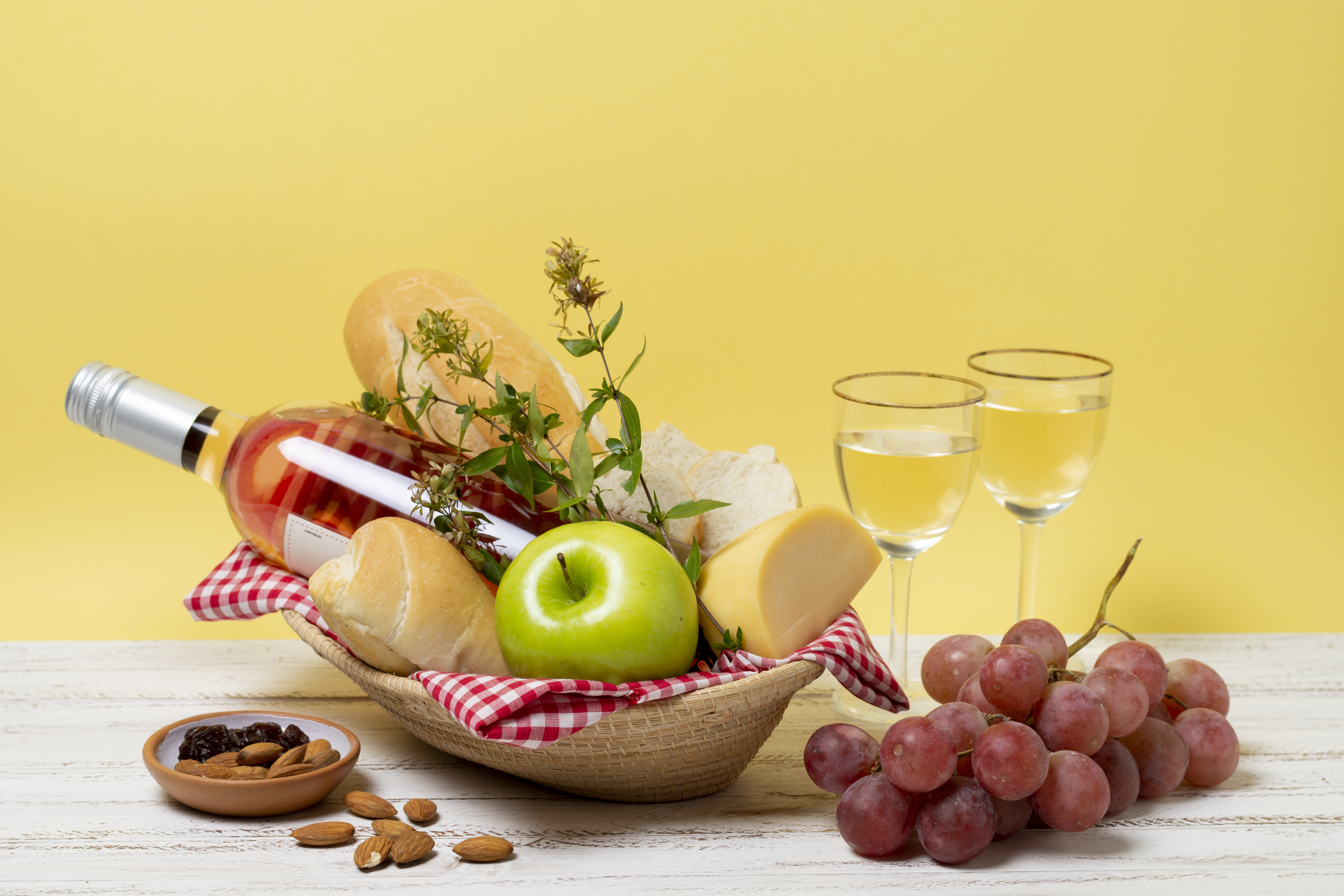 Alimentos y Bebidas
